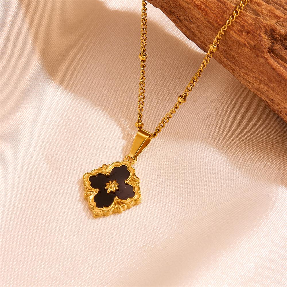 3PCS Titanium Steel 18K Color Preserved Necklace Clover Bracelet Necklace Earnail Set