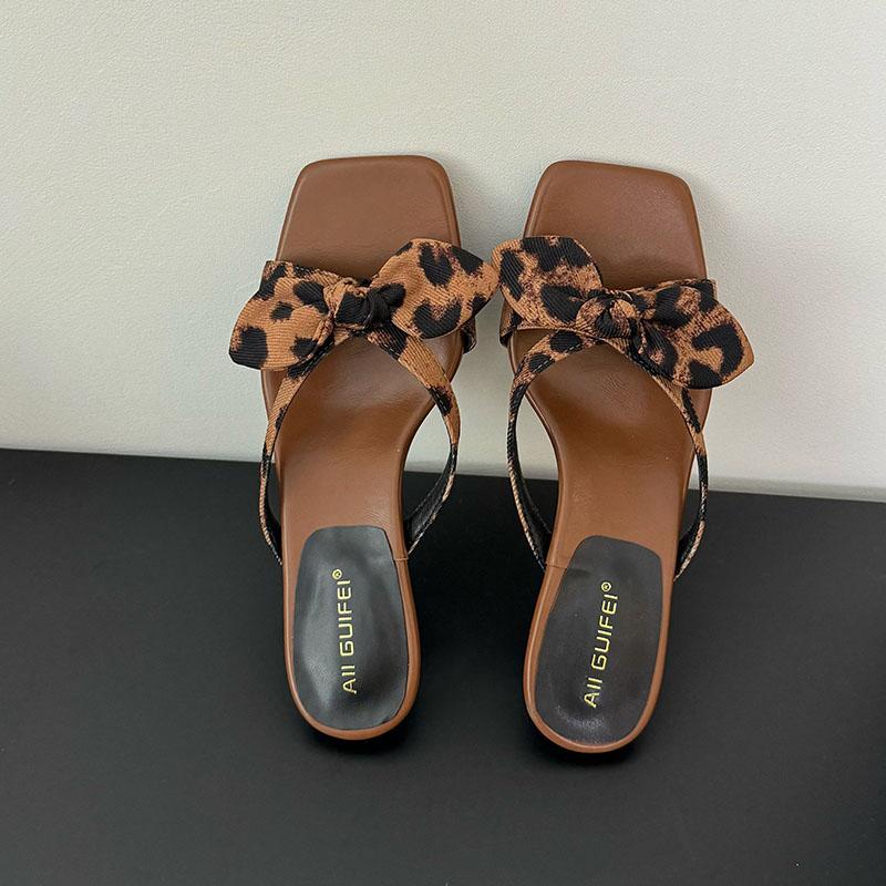 Fashion Low Heel Female Slides Women Slippers Shoes Luxury Footwear Fashion Butterfly-Knot Ladies Heeled Slippers Sandals Shoes Pumps