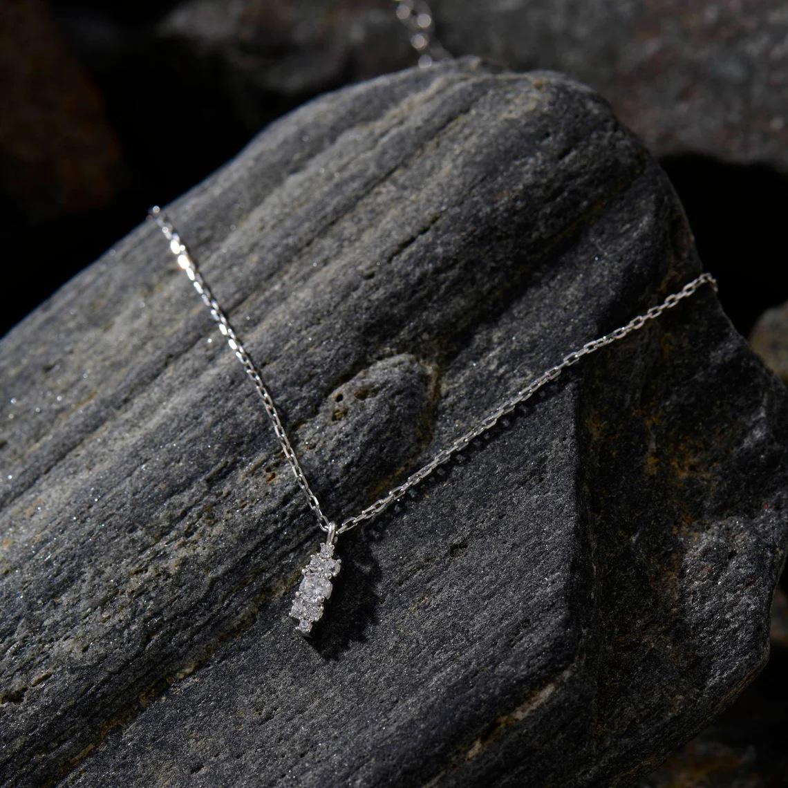 Silver Art Origin: s925 Sterling Silver Luxury Pendant Necklace for Women 925 Silver