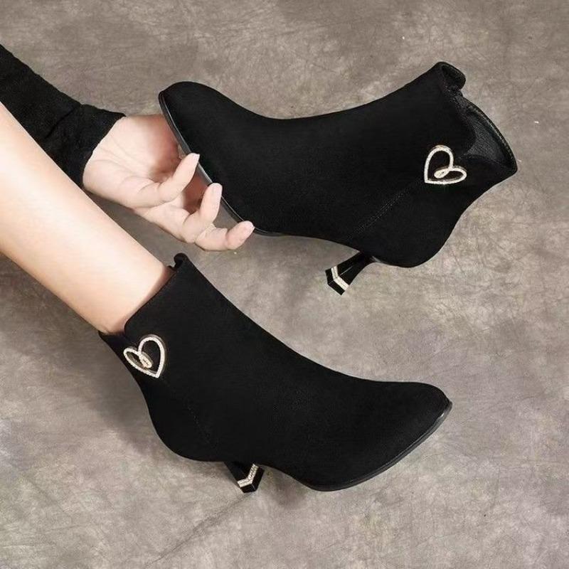 New and Elegant Matte Soft Leather Fashion Women's Boots and Shoes