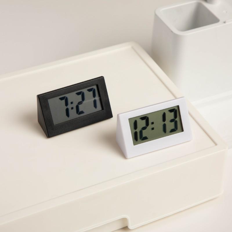 Compact Mini Student Desk Clock - Cute, Portable, and Simple