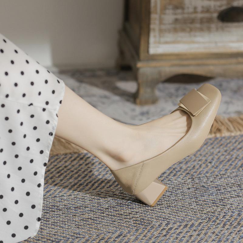 Square Buckle Fashion OL Office Shoes 2025 New Women's Concise Genuine Leather Shallow High Heels Shoes Square Toe Women Pumps