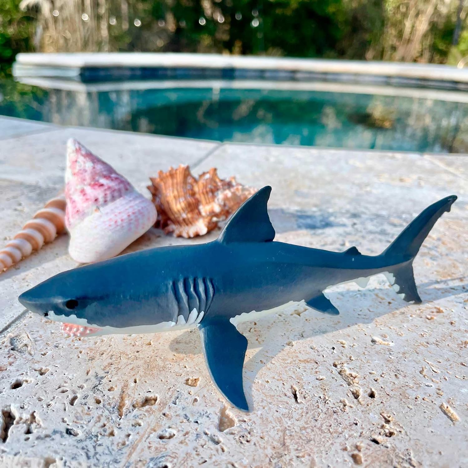 Safari Ltd. Great White Shark Figurine - Lifelike 6.25 Model Figure - Educational Toy for Boys, Girls, and Kids Ages 3+