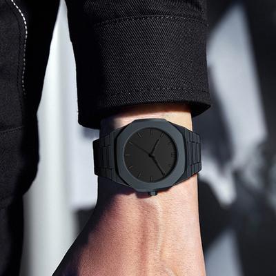 Orologio al quarzo unisex Orologio analogico casual con quadrante di facile lettura Orologio da polso a tinta unita per uomo donna Regalo di compleanno
