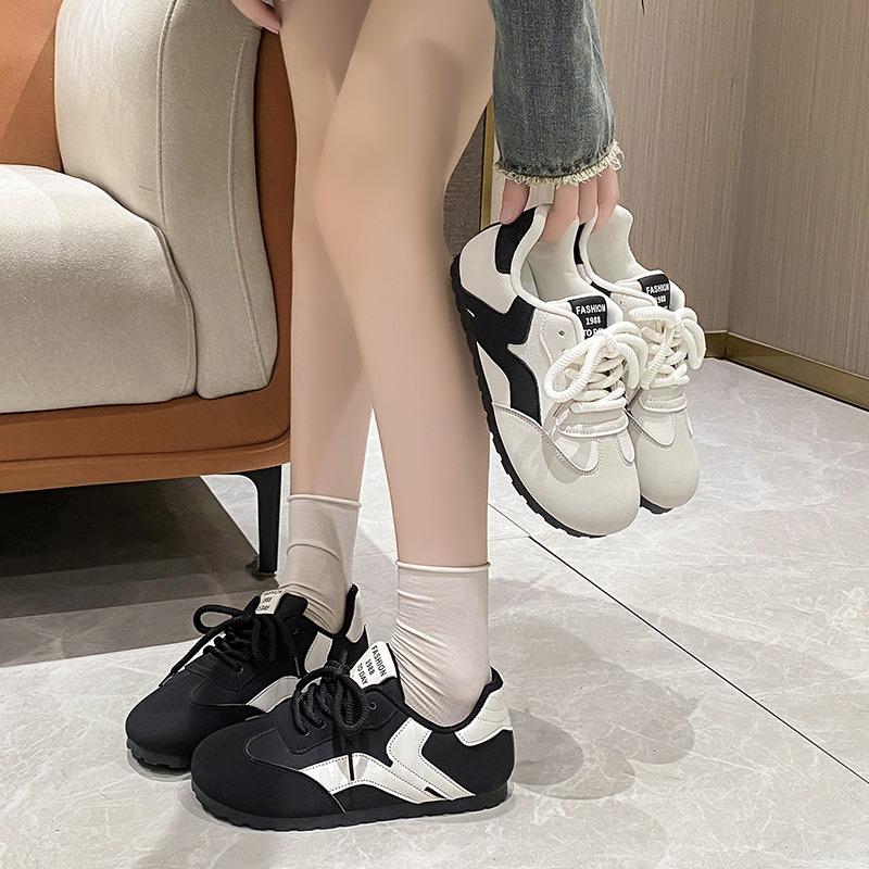 Women's autumn new flat-bottomed versatile color-matching board shoes casual breathable sports shoes