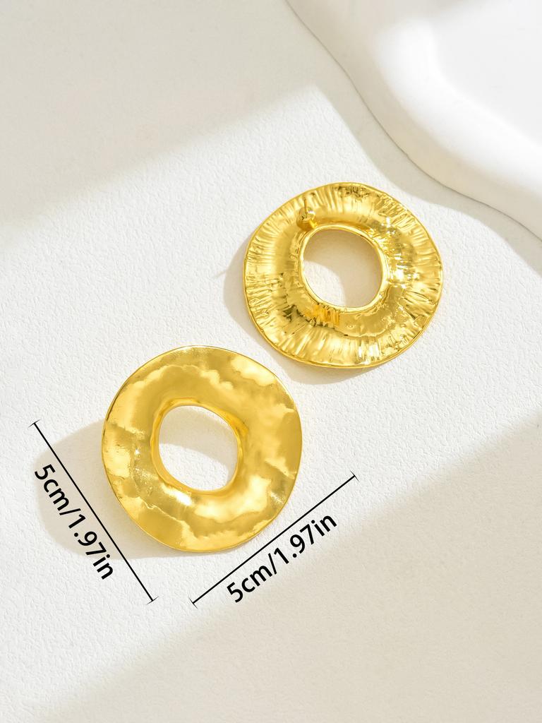 European and American Women's Earrings Niche Light Luxury High-end Circle Hollow Design Earrings Retro