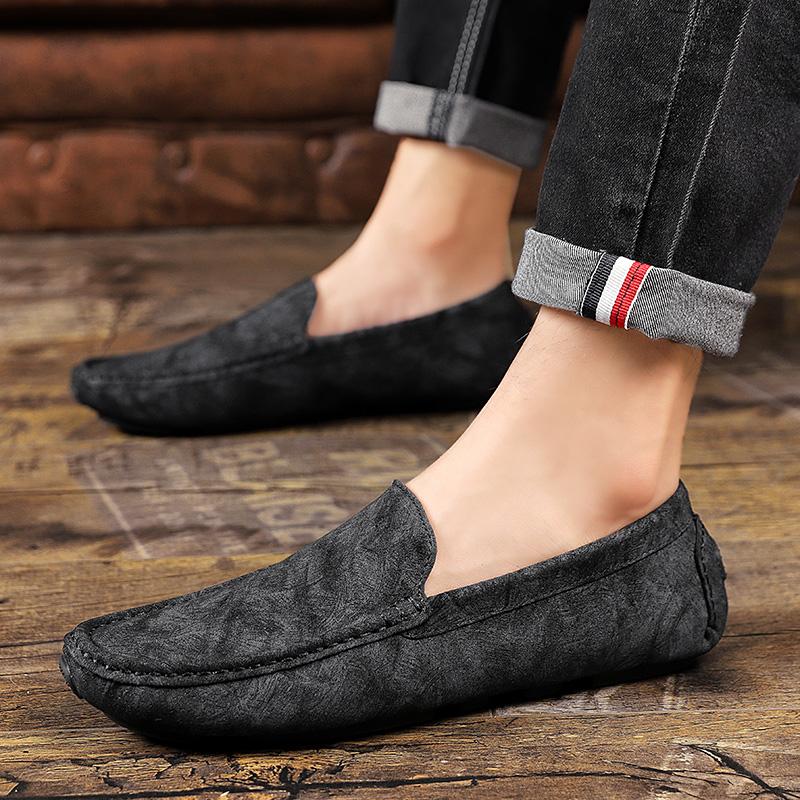 2026 Mocassini Penny Uomo Scarpe Casual Scamosciate Piatte Pelle Slip-On Piatto Lusso Designer Giovane Uomo Mocassini Scarpe da Guida Uomo