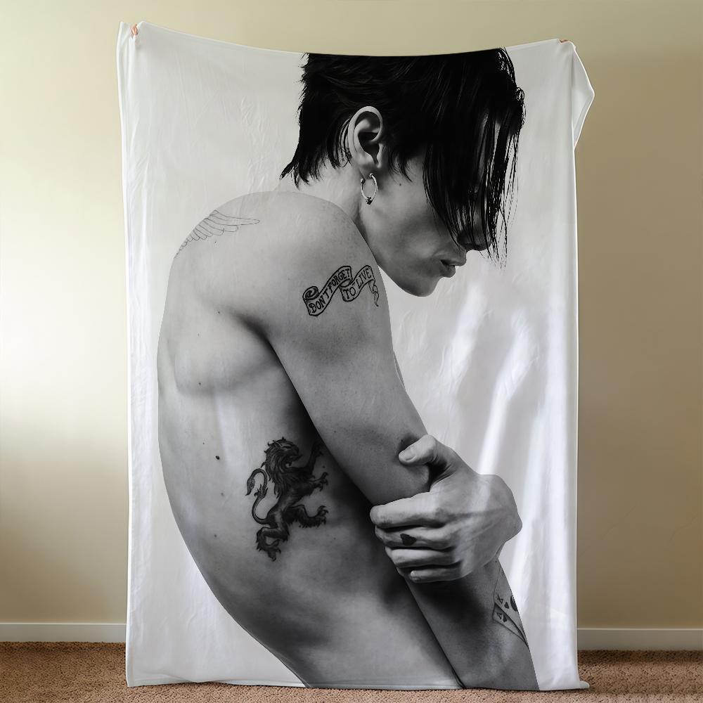 English Singer Y-YUNGBLUDS-ES Idols Blanket Soft Warm Furry Throw Super Kids Toys Bed Sofa Car Cradle