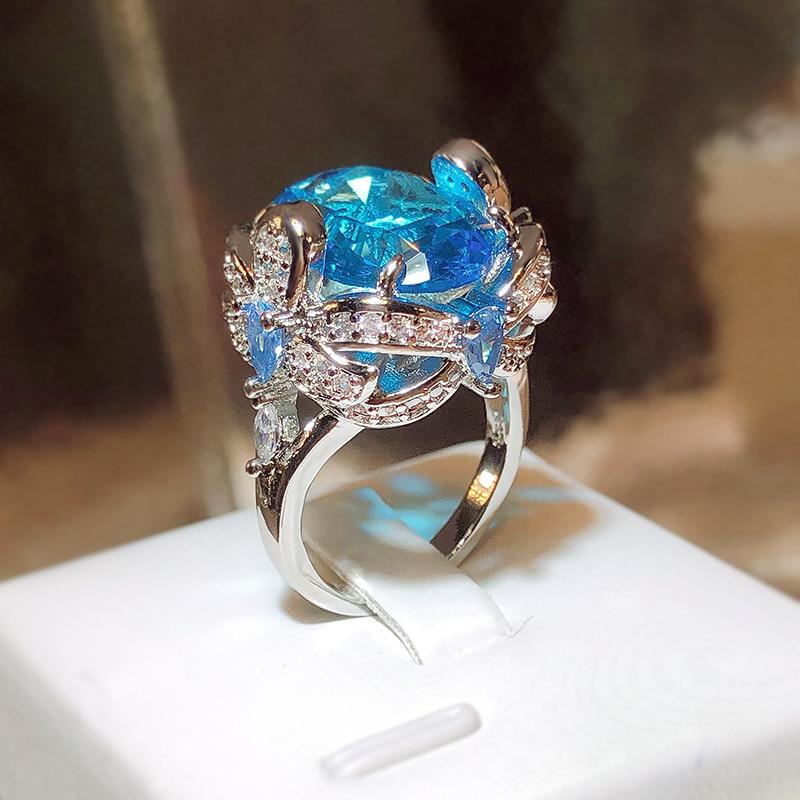 

Stylish Ladies Ring Shiny Light Blue Zircon Flower Ring Party Ring 2026 Resizable