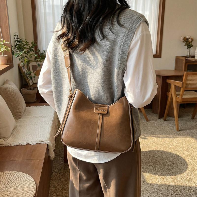 Minimalist Pu Shoulder Bag With Zipper Pocket For Daily Use