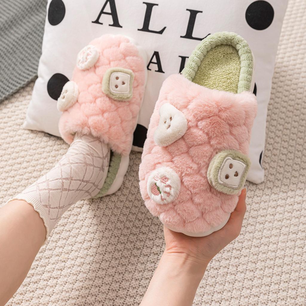 Cute plush slippers winter 2025 new home indoor warm plush cotton slippers non-slip soft bottom