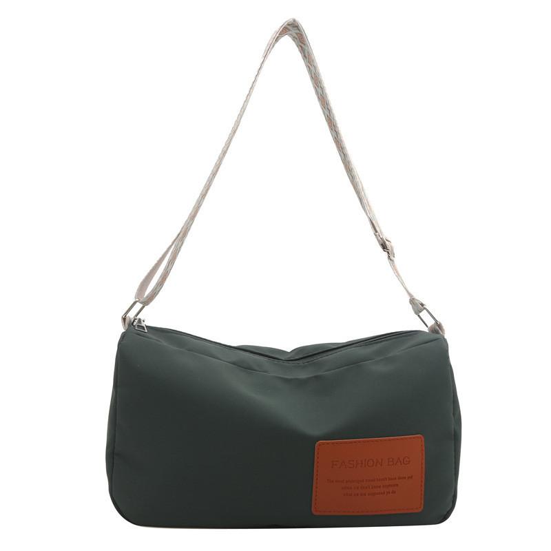 Large Capacity Street Style Tote Bag For Women Fashionable And Functional Shoulder Bag