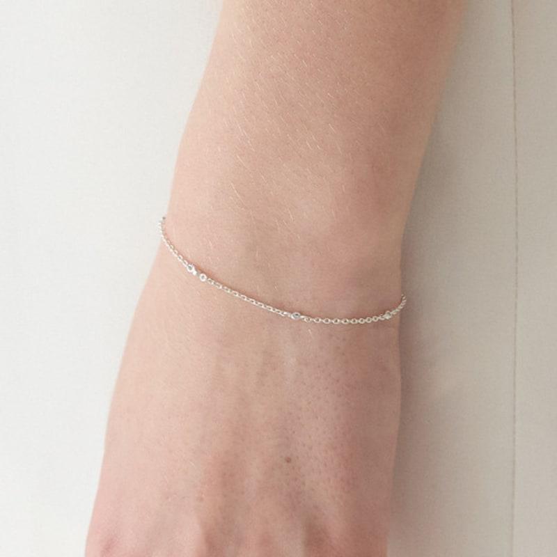 

Aphrose Behind Logo Pure Dots Pendant Bracelet L(17cm)