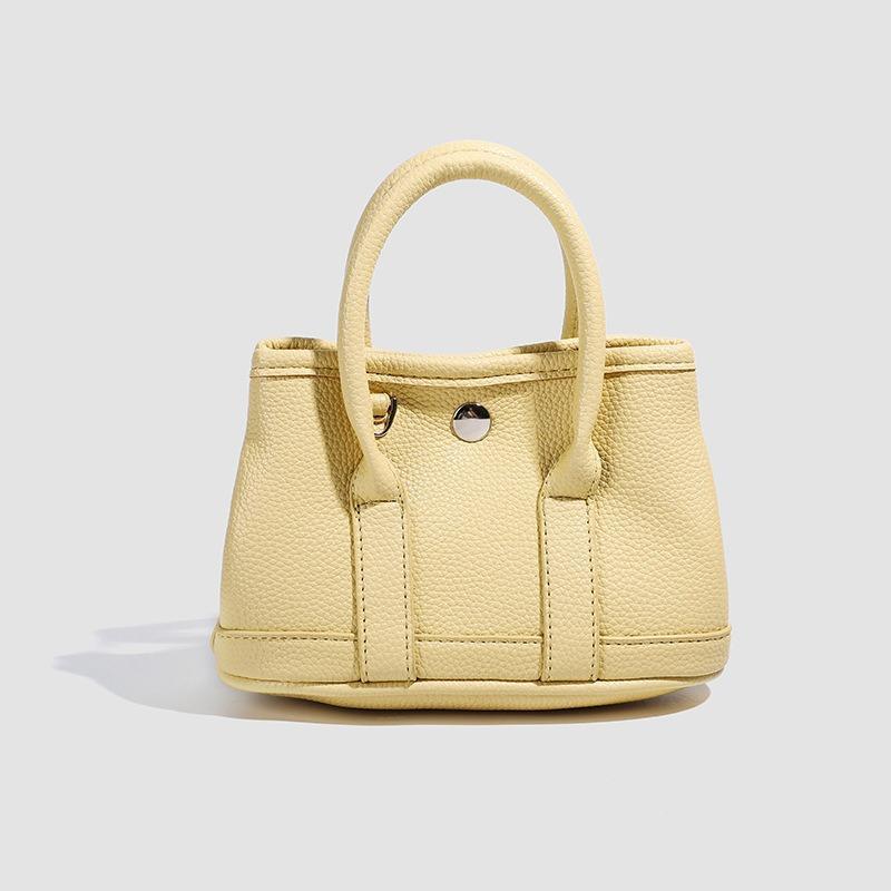 2025 Autumn New Niche Simple Casual Commuter Handheld Bucket Bag Korean Style Design Solid Color Crossbody Bag for Women