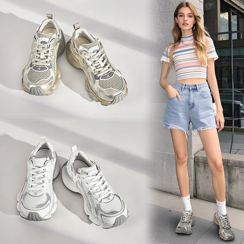 Suction film bottom dad shoes 2026 spring thick sole outdoor running shoes super cool sports shoes