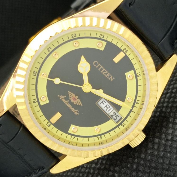 

REFURBISHED VINTAGE CITIZEN AUTO 8200 JAPAN MENS D/D BLACK WATCH 610b-a317845-2 SKU610b-a317845
