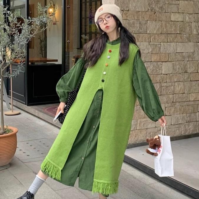 

DIMANAF 2024 Осень Женские Длинные Свитера с Кисточками Жилеты Без Рукавов Пуловеры Топы Женские О-Образным Вырезом Пуговицы Трикотажные Базовые Однотонные Футболки Зеленые Свитера One Size зелёный