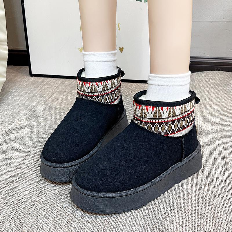 2024 autumn and winter new thick soled ethnic snow boots for women, round toe and thick cotton shoes with added fleece