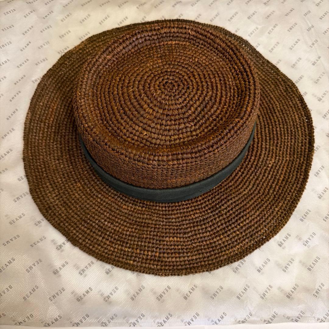 Used Unused item with tag, hat, brown hat, natural material (raffia)