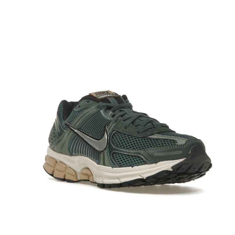 Nike Air Zoom Vomero 5 Vintage Green Women Sneakers Chrome Light-Orewood-Brown Hemp FN6742-300