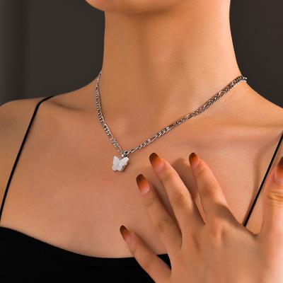 Source Animal Silver Butterfly Pendant Necklace Metal Personality Ladies Collarbone Chain