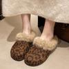 2025 Neue Pelz Damen Hausschuhe Flats Plateau Wildleder Winter Damen Schuhe Designer Leopardenmuster Rundzehen Plüsch Baumwolle Pantoletten