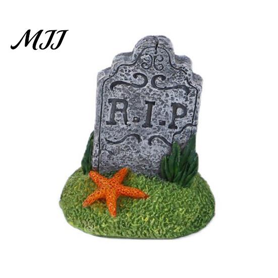 Halloween Graveyard Signs Tombstones Yard Signs, Realistic Outdoor Bonsai Scene Layout Lawn Decorations for Horror Party Garden Cracked Skull Decor