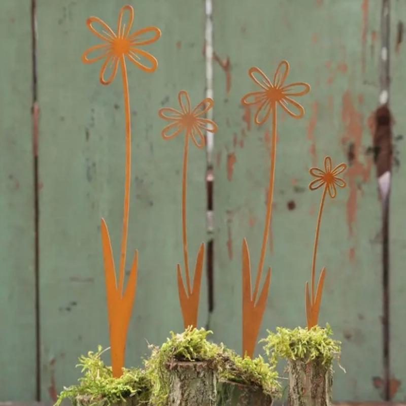 Nature Friendly Metal Container Stake Iron Traditional Blue Bowl Garden Stake for Christmas Outdoor Enhancement