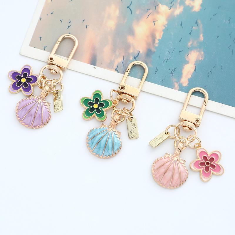 2pcs Women Bag Pendant Creative Colorful Shell Flowers Cute Kawaii Accessories Multifunctional Keychains