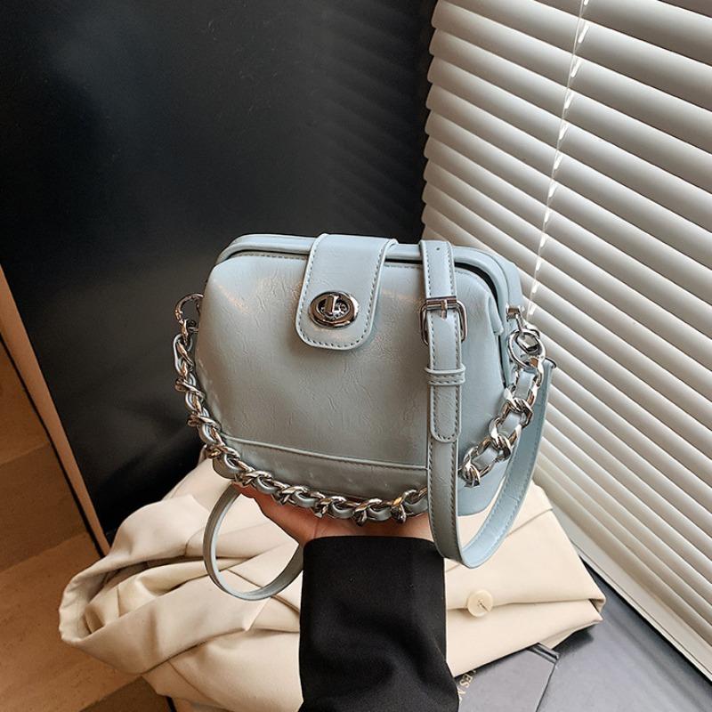 Niche Bag Women's New Trendy Fashion Shoulder Bag Casual Versatile Messenger Doctor Bag