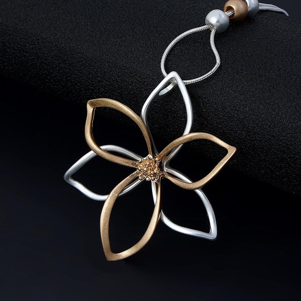 Simple And High-End Big Flower Fashion Women'S Jewelry Long Chain Necklace Pendant Sweater Chain