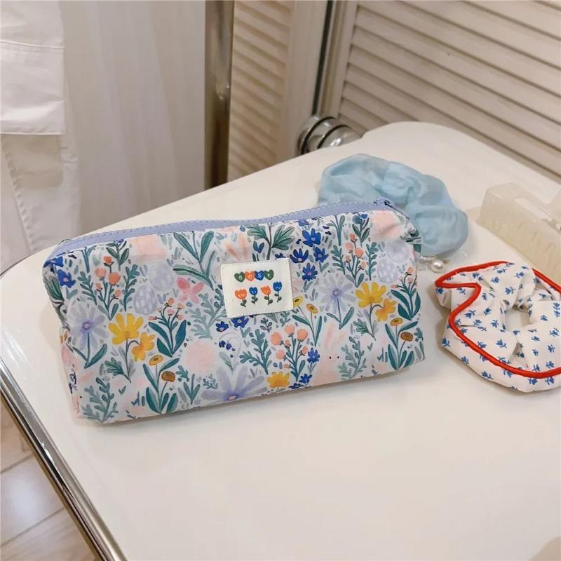 1pcs Fashion Blue Fresh Flower Makeup Bag Makeup Brush Organizer Cosmetic Storage Bag Student Large Capacity Pen Bag Pencil Pouch