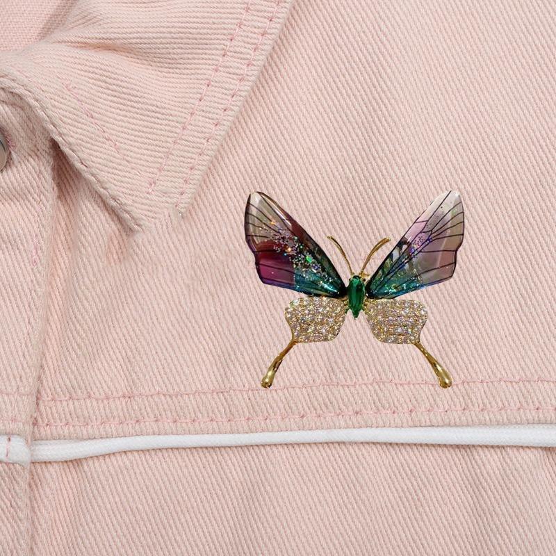Advanced Transparent Butterfly Brooch, Insect Chest Flower That Prevents Light From Escaping, Versatile Decorative Pin For Women'S Clothing