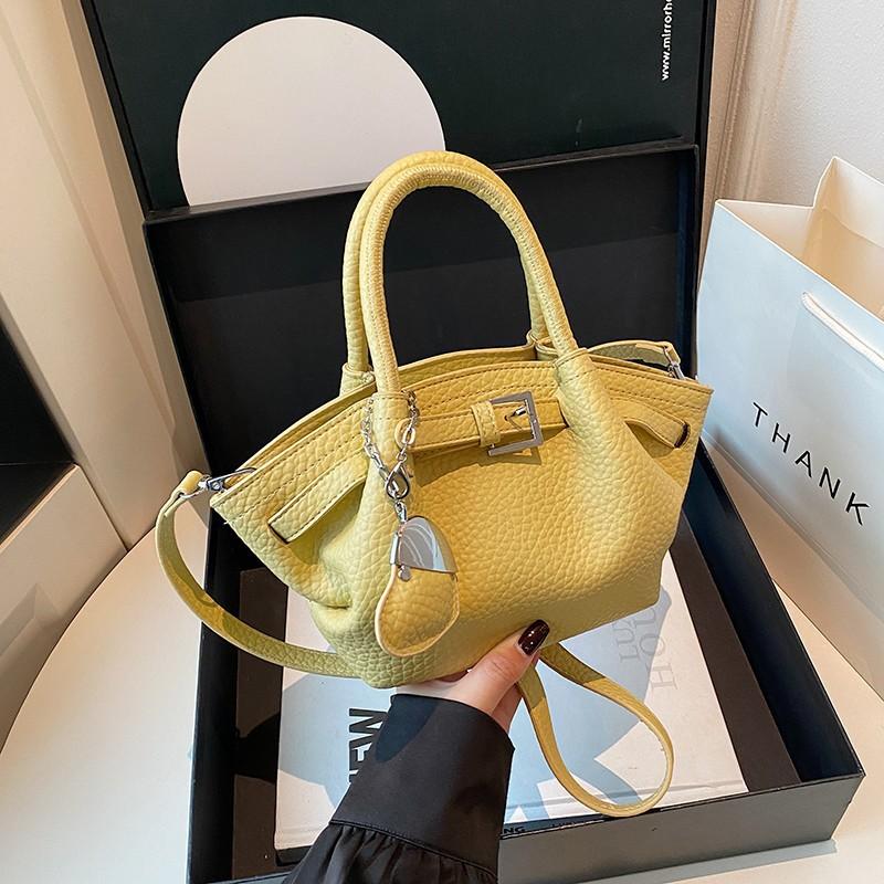 

High Quality Pu Leather Women S Shoulder Tote Crossbody Bag With Heart Pendant Cloud-Shaped Handbag Commuting Bag Girly жёлтый