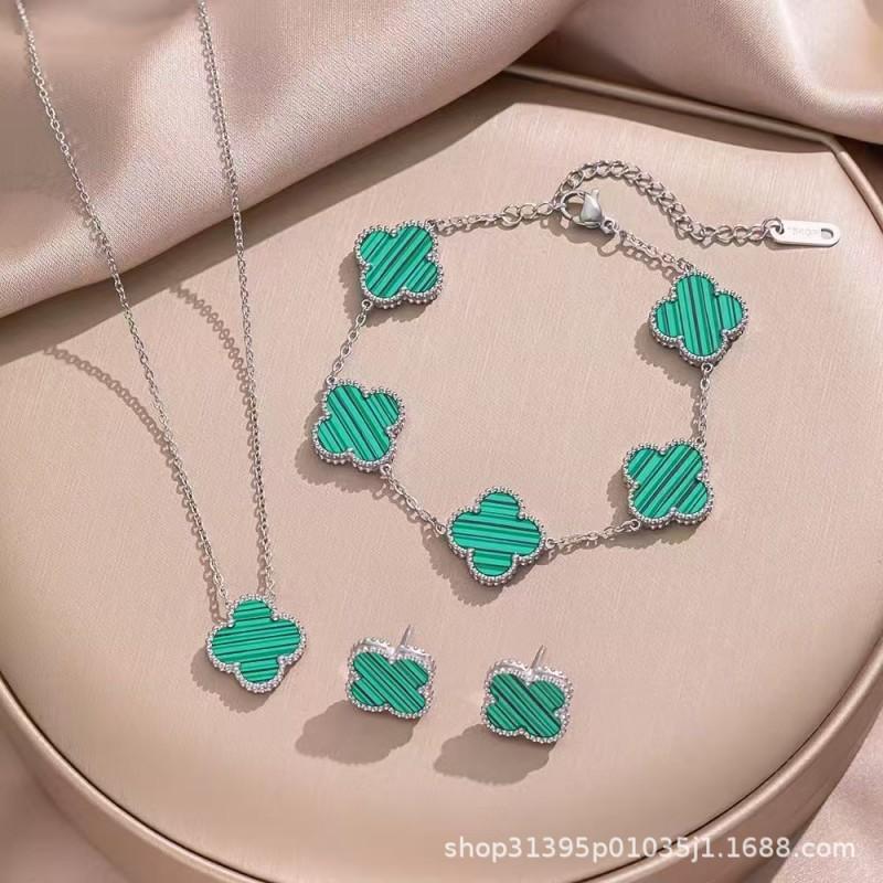 15mm Kleeblatt Anhänger Halskette Set Damen Titanstahl Hypoallergen Minimalistischer Schmuck Geschenk