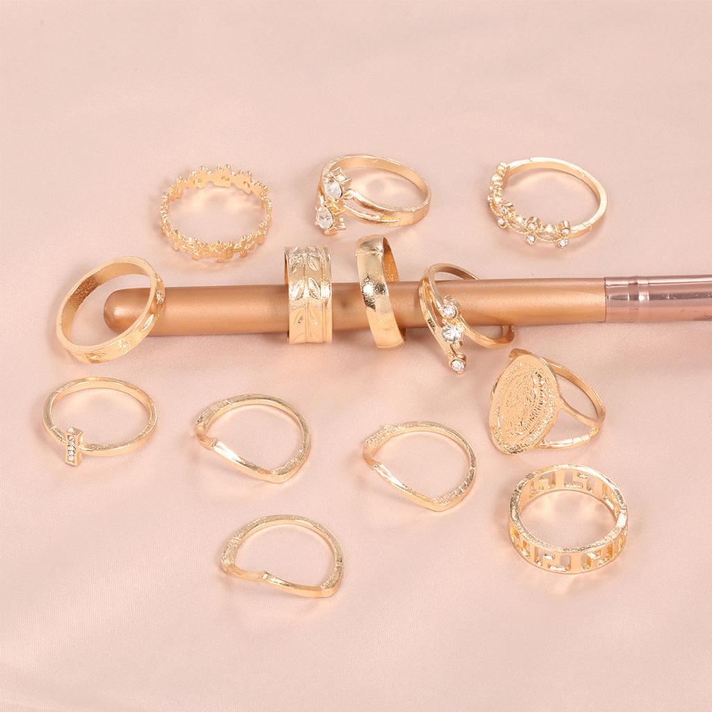 13-piece Set of Ladies' Rings - Simple Virgin Mary Pattern Joint Rings - Small Flowers and Leaves - 13-piece Set of Ring Finger Rings