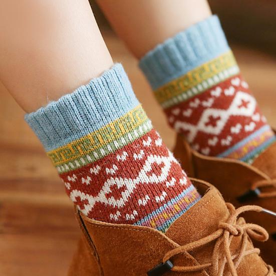 5 par Vintervarme mannskapssokker for kvinner Tykke midt-legg strikkesokker Retro etnisk stil sokker til julegaver