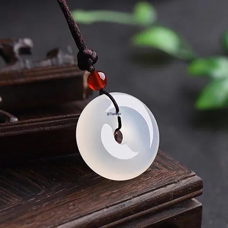 Icy White Chalcedony Pi Xiu Pendant - Unisex Crystal Jade Agate Jewelry