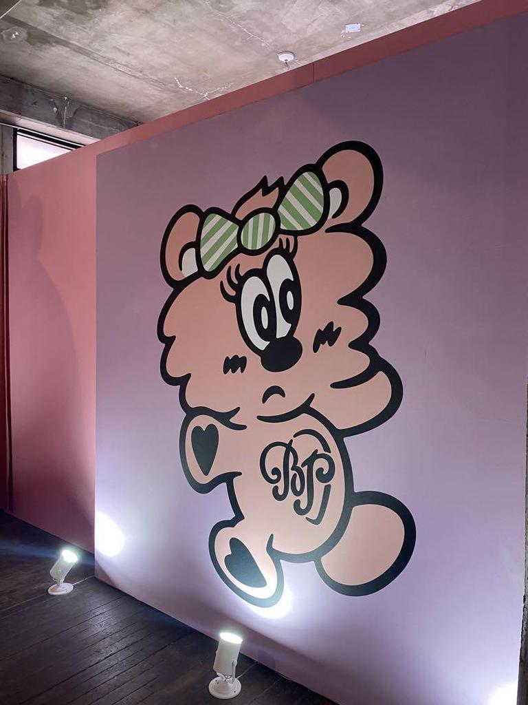 [USED] Verdy Pop Up AMEX T-SHIRT L size