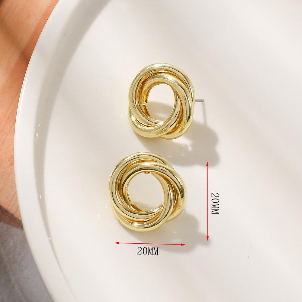 Geometric Temperament Round Stud Earrings - Simple, Fashionable, and Lightweight