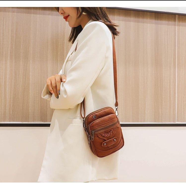 2025 Vintage Weiches Leder Umhängetaschen Nieten PUDamen Messenger Schultertasche Kleine Damenhandtaschen Telefon Geldbörsen Schwarz und Braun