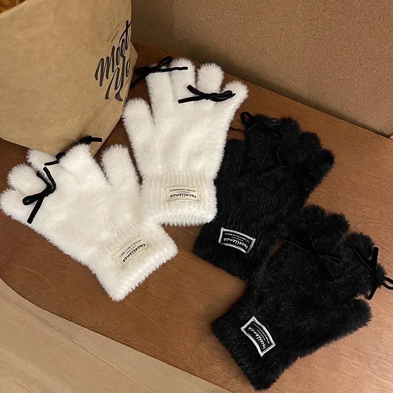 Version Coréenne Gants Tricotés en Laine pour Femmes en Hiver Pelucheux et Épaissis Chaleur pour le Cyclisme Gants Compatibles Écran Tactile Assortis