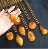 1 STuks Etnische Stijl Kralen Imitatie Bijenwas Sieraden Trui Ketting Retro Accessoires Hanger Dames Ketting