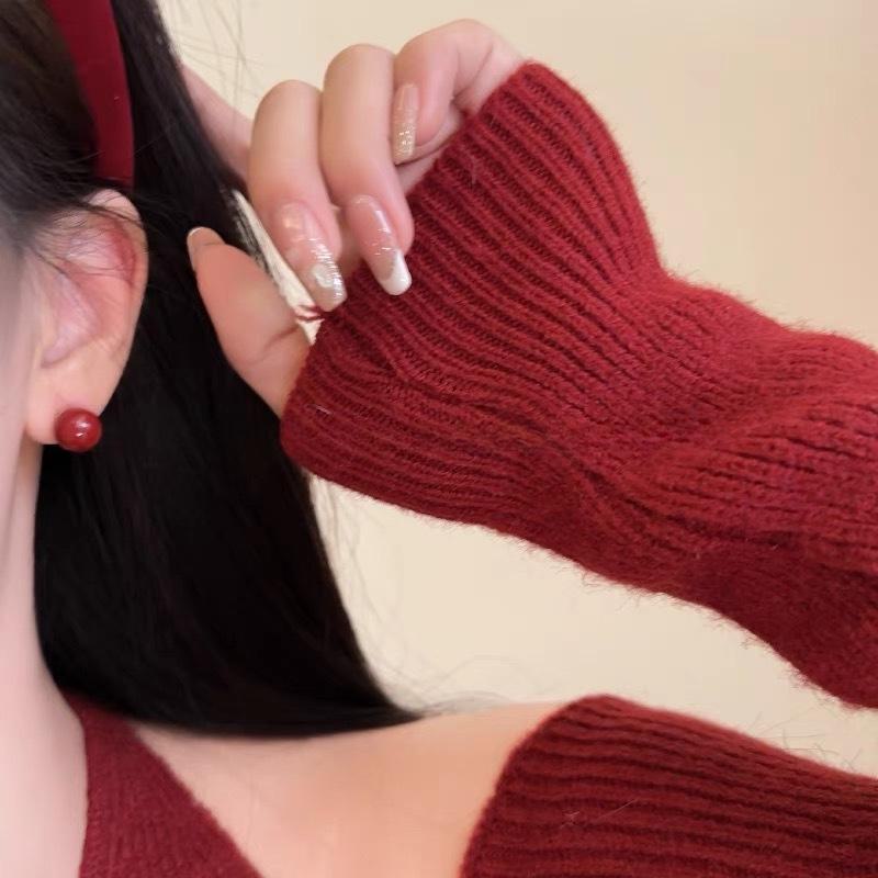 2025 Hot-Selling Hong Kong Style Wine Red Sugar Bean Pearl Earrings for Women - Niche, Advanced Design