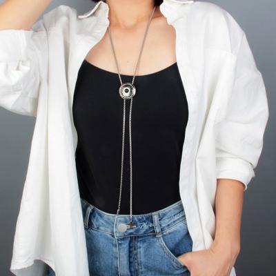 Bolo Tie Round Flower Pendant Necklace Western Cowboy Bolo Tie Round Shape Bolas Tie Necktie for Male Women Boy Girl