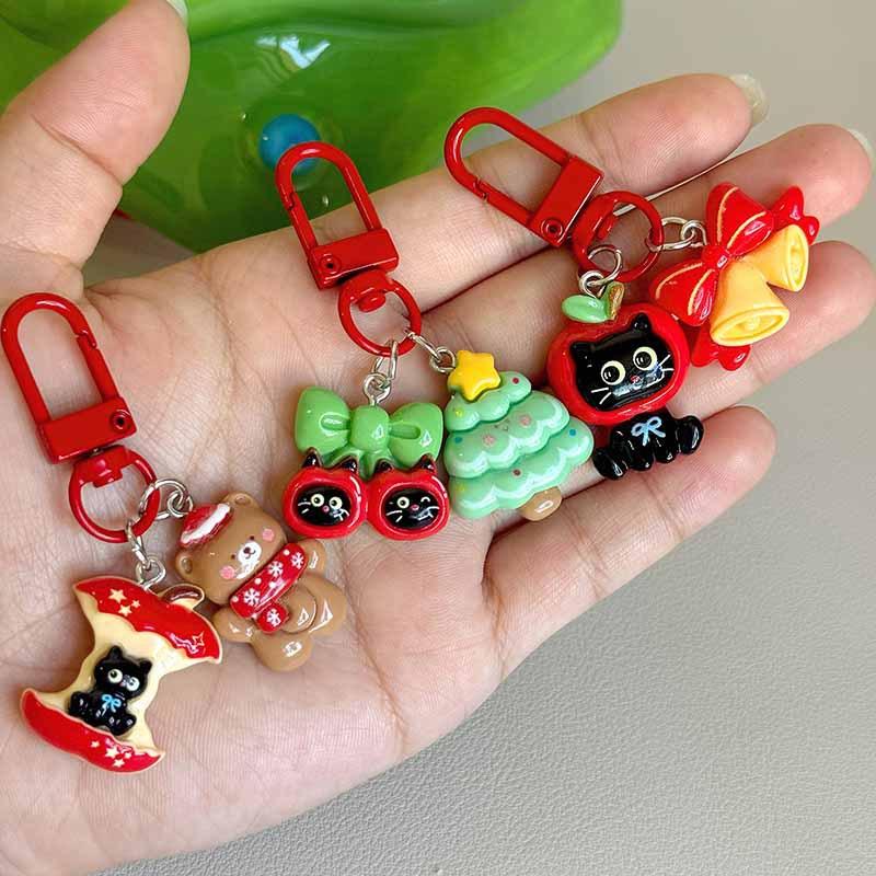 Cartoon Xmas Santa Claus Keychain Resin Gingerbread Man Elk Snowman Pendant Charms Couple Bag Hanging Decoration Christmas Gift