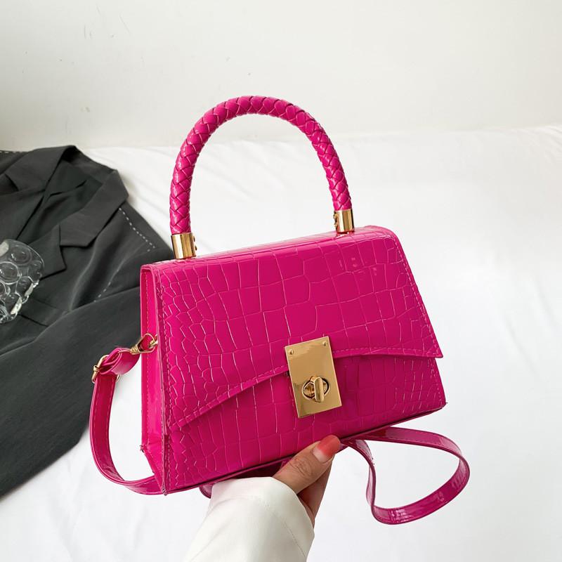 Fashionable And Minimalist Crossbody Bag For Women In Stylish Colors And Soft Pu Material