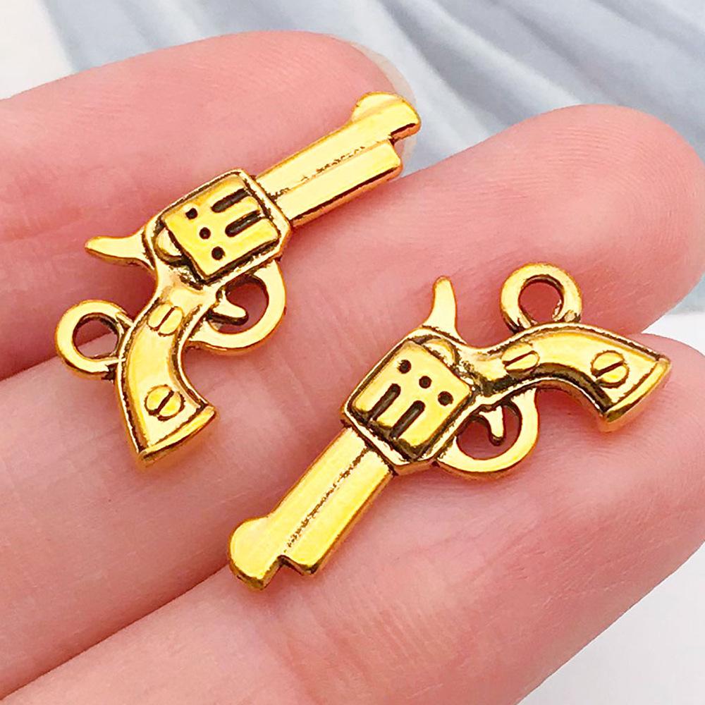 Cross-border Cowboy Western Bracelet: Horseshoe, Hat, Cactus Alloy Pendants for DIY Jewelry.