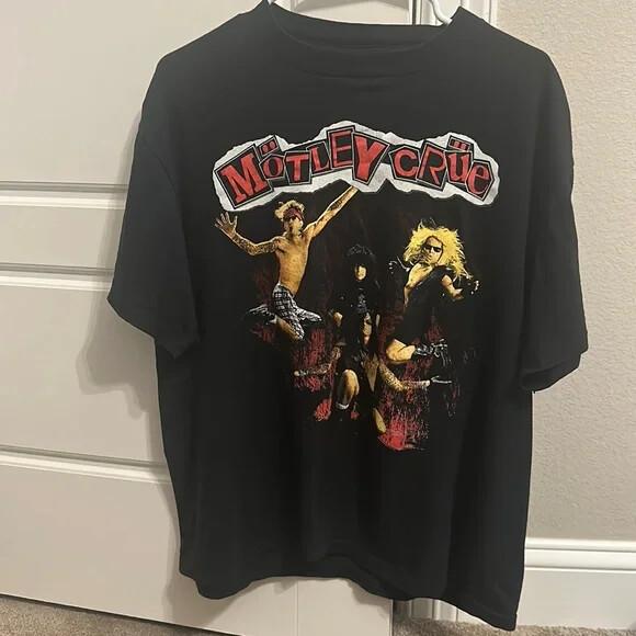 Vintage 90's Motley Crue Decade Of Decadence Tour Rock T Shirt AHN01243