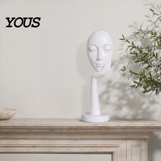 Polished Resin Figurine Abstract Contemplative Face Sculpture, Minimalist Hand-on-Chin Bust Statue for Desk Living Literary Style